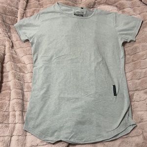 Men’s alphalete tshirt